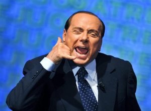 berlusconi-al-telefono.jpg