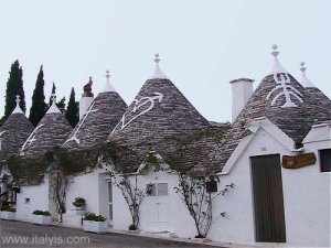 alberobello_trulli_1.jpg