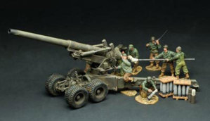 Long_Tom_155mm_Artillery_Gun_with_crew.jpg