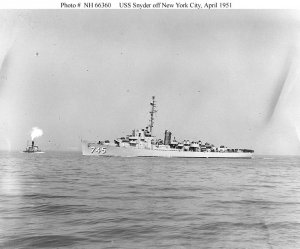 USS_Snyder_(DE-745).jpg