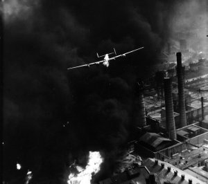 The_Sandman_a_B-24_Liberator,_piloted_by_Robert_Sternfels.jpg