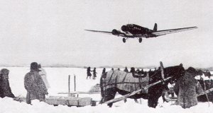 Junkers-Ju-52-during-the-Demyansk-airlift-Feb-1942-03.jpg