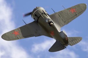 polikarpov_i_16_4.jpg